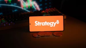 Shutterstock_2699104577 Strategy koopt 592 Bitcoin en tikt 100ste aankoop aan