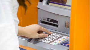 ing-atm Nederlanders flirten met spaar-alternatief: niet 1,5% maar 5% ‘rente’