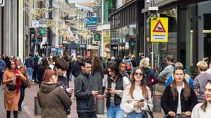 Nederland (1) Oorlog Midden-Oosten jaagt prijzen op: Nederlanders gaan het merken