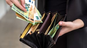 Shutterstock_2149662111 Opvallende draai van centrale bank: 'contant geld blijft belangrijk'