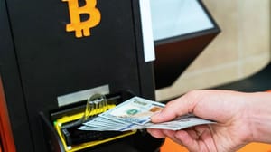 Shutterstock_2179950985 (1) Activiteit van kleine Bitcoin-investeerders op laagste punt in 7 jaar