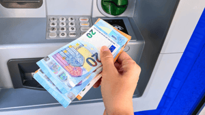 Gratis betaalrekening rukt op in Nederland: 'Banken in Nederland zijn te duur'