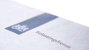 Een afbeelding van een blauwe envelop van de Belastingdienst Een afbeelding van een blauwe envelop van de Belastingdienst