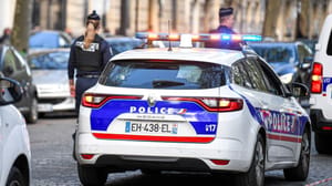 Een afbeelding van een politie auto in Frankrijk