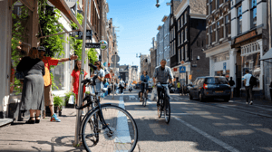 Fietser-in-Amsterdam Fietser-in-Amsterdam