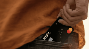 bybit-card-zak Crypto-betaalkaarten leveren Europeanen steeds meer voordeel op