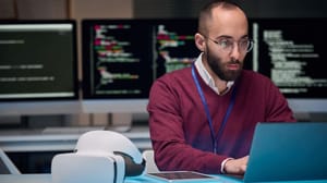 Cybersecurity expert in een IT-omgeving