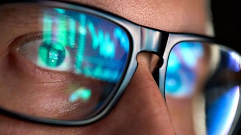 Slapend Bitcoin-adres wordt wakker en verplaatst plots €327 miljoen
