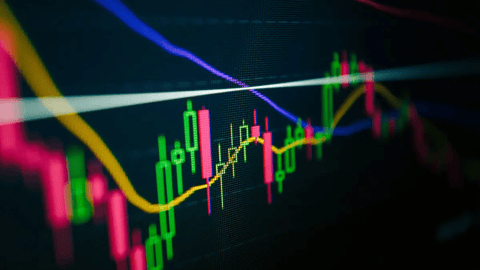 Bitcoin en Ethereum presteerden deze maand beter dan aandelenmarkten