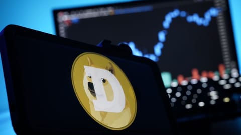 Dogecoin activiteit explodeert uit het niets: 'er broeit iets'