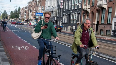 Nederland koopt: Onbekende crypto stijgt 200% & dertigers domineren de markt