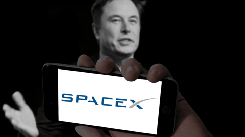 Aandeel SpaceX schiet omhoog in aanloop naar eerste cijfers