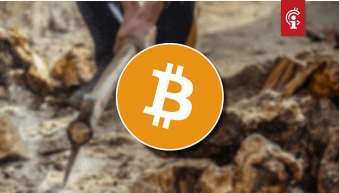 Bitcoin (BTC) miners zien inkomsten met 61 procent dalen, verdienen het meest aan transactiekosten