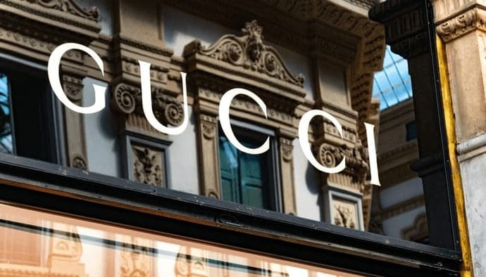 Gucci accepteert bitcoin, shiba inu en 8 andere crypto's in winkels