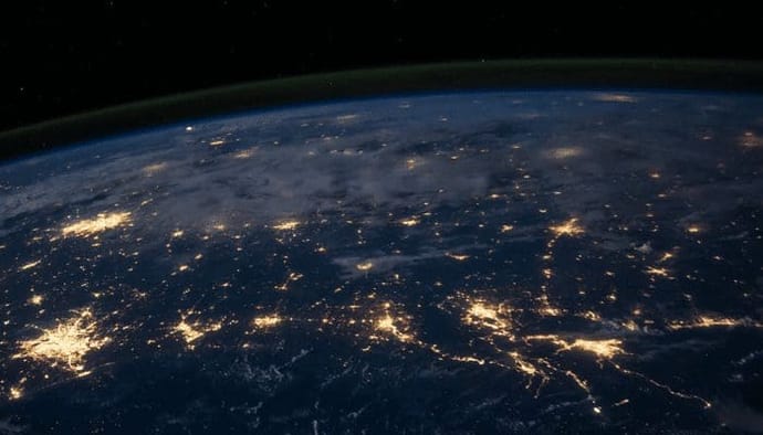 Internet uitvinder Sir Tim Berners-Lee veilt oorspronkelijke World Wide Web broncode als NFT