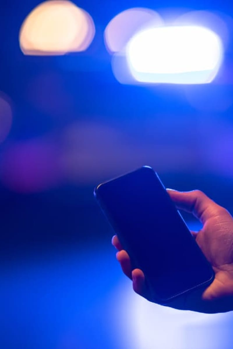 Image for the article: Politie waarschuwt: nep-agenten bellen om je crypto te stelen