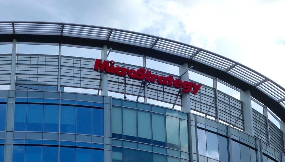 MicroStrategy koopt weer enorme berg bitcoin, wie bezit nu meeste BTC?