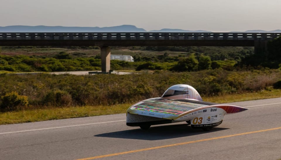 Bitvavo steunt TU Delft in ontwikkeling unieke zonne-auto