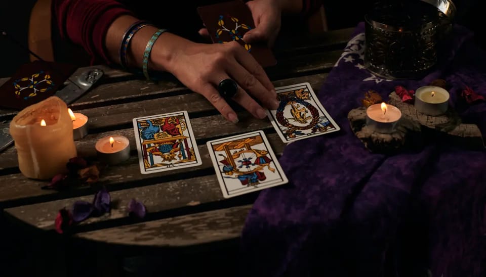 Crypto koersen voorspeld met goddelijke krachten en spiritualiteit