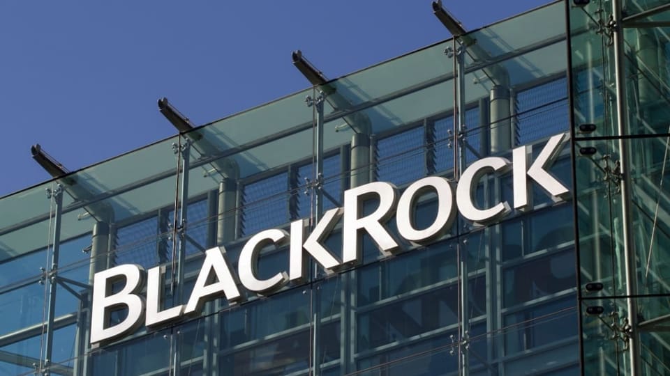 Blackrock logo op kantoorgebouw
