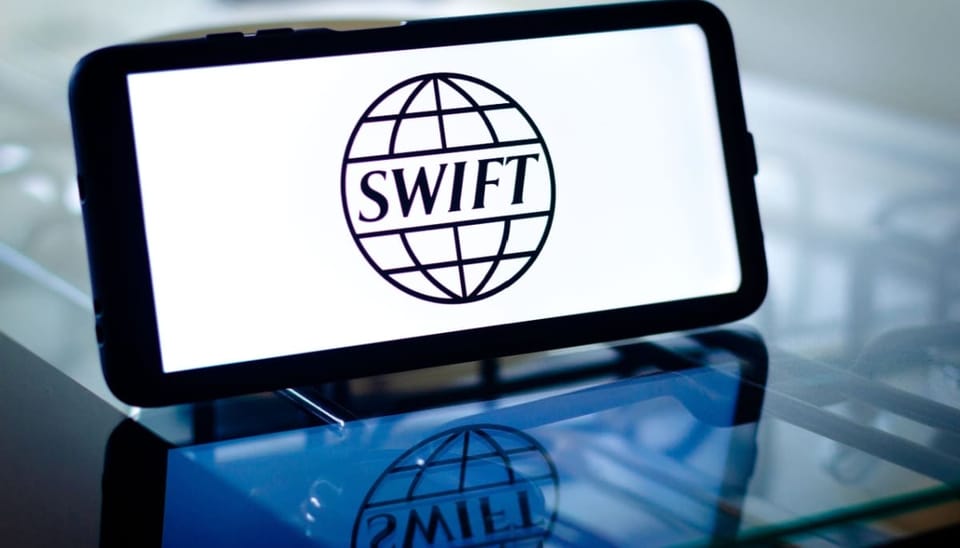 Chainlink stijgt 10% dankzij nieuwe samenwerking met SWIFT