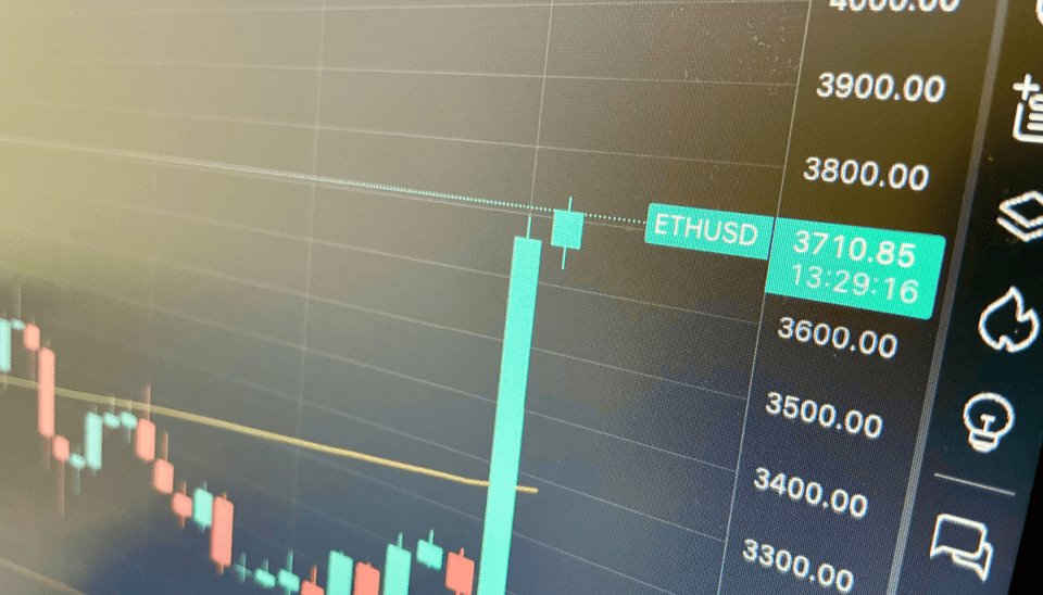 Waarom stijgen bitcoin en ethereum vandaag?