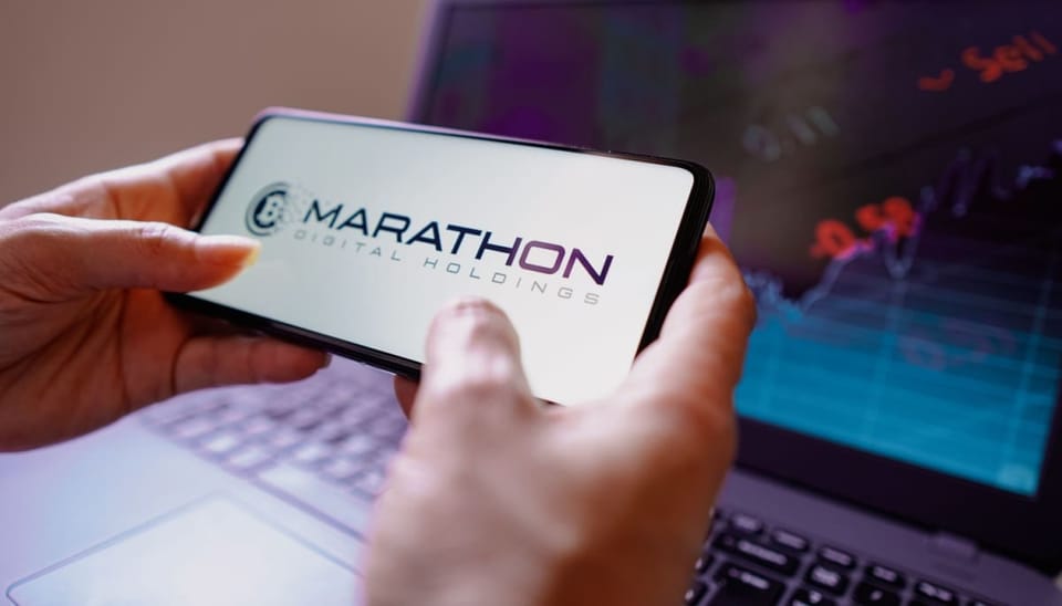 Gran minero compra $100 millones en BTC, estrategia "Full HODL"