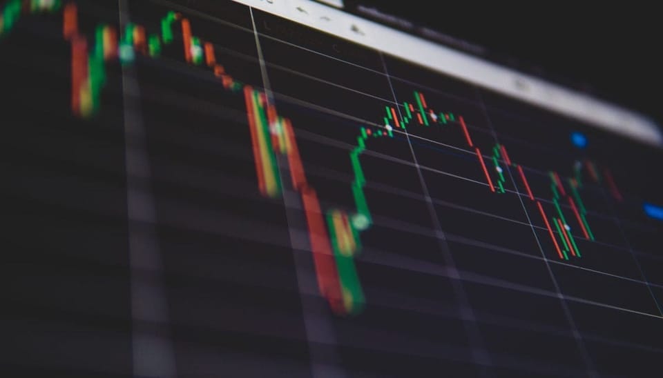 Crypto Radar: BTC se recupera de una mega caída, HBAR y SUI suben con fuerza