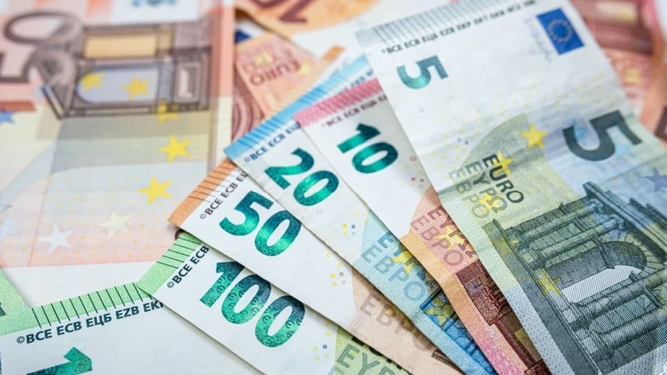 Miljonair worden? Dit bedrag moet je dagelijks opzij zetten