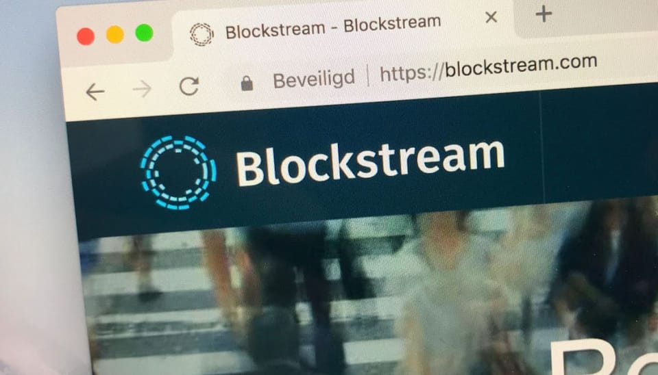 Een tabblad op een webbrowser op een Apple computer of laptop met daarop de site van bitcoin gigant Blockstream