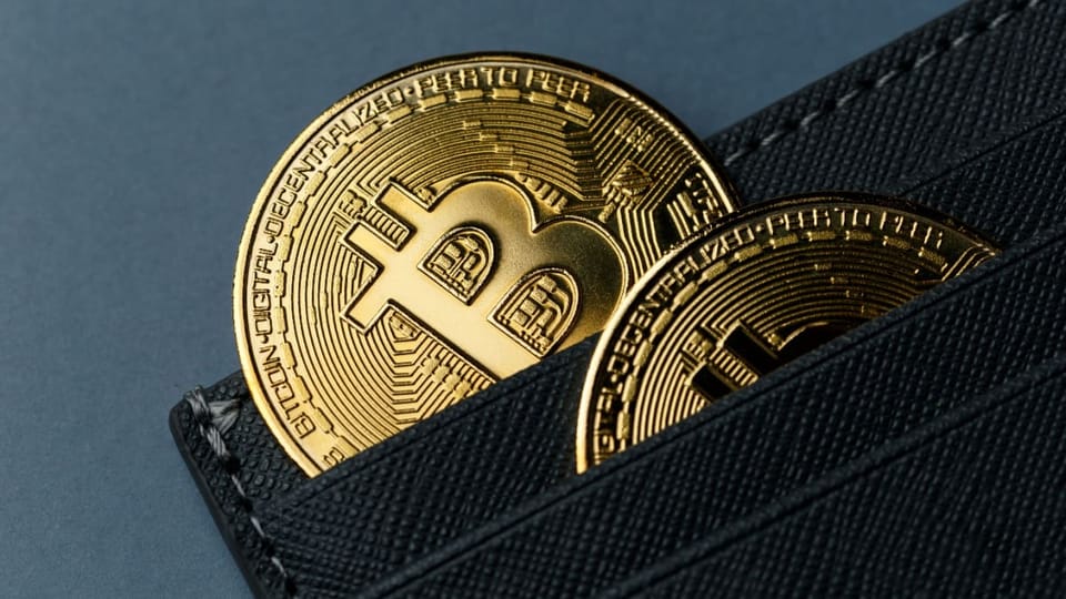 La comunidad de Bitcoin recuerda el primer mensaje tras 17 años