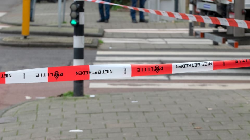 Een afbeelding van een door de Nederlandse politie afgezet gebied
