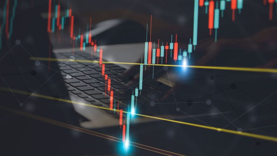 Een afbeelding van een koers van een crypto of aandeel met twee lijnen met het aanbod