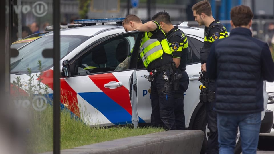 Foto van Nederlandse politieagenten
