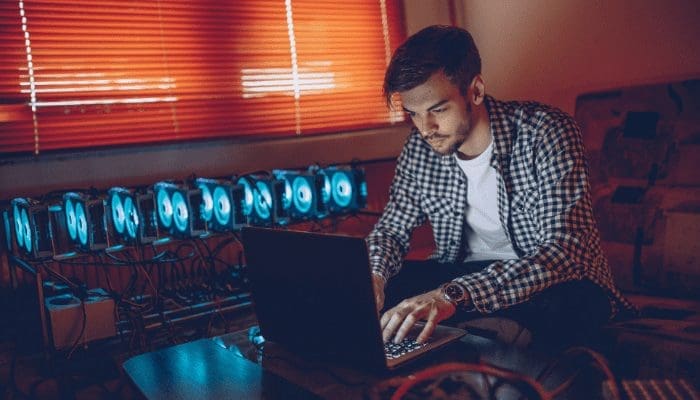 Coinbase wil staking liquide maken voor investeringsfondsen