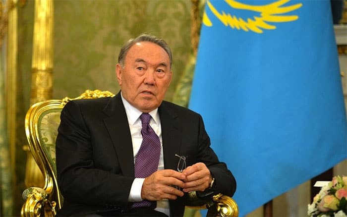 President van Kazachstan wilt globale regelgeving voor crypto