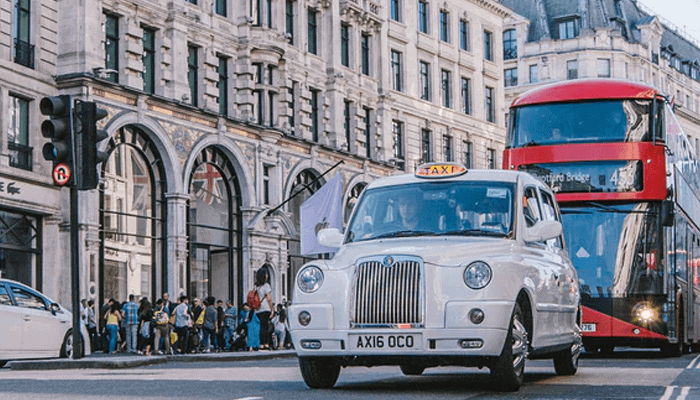 Aantal Britse Crypto en Bitcoin (BTC) investeerders stijgt flink en ze zijn positiever dan ooit, meldt FCA