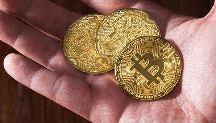 Bitcoin-microstrategy-Elon-Musk Michael Saylor reageert op bitcoin verkoop Tesla