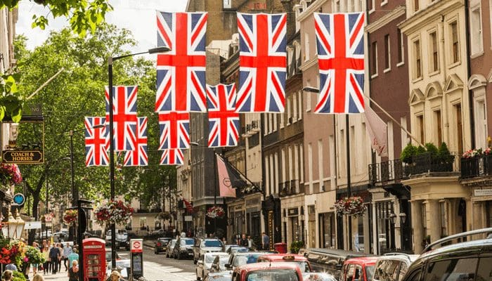 Britse financiële waakhond benadrukt gevaar crypto-scams, wil stablecoins en crypto wel de ruimte bieden