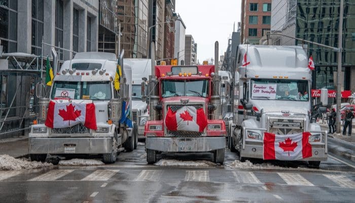 Canada-truckers-protest Canada’s noodmaatregelen ingetrokken, bankrekeningen weer actief