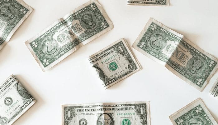 Crypto of de dollar? Elon Musk kiest voor crypto en bitcoin (BTC) toont lichte stijging
