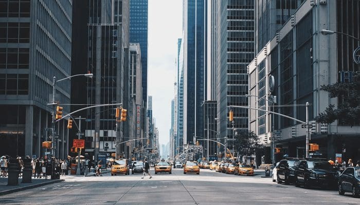 Institutionele investeerders dumpen goud voor bitcoin (BTC), meldt JPMorgan
