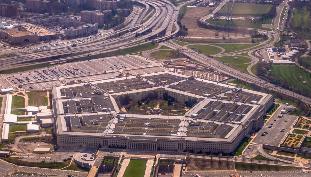 Pentagon-nepnieuws-bitcoin Bitcoin koers plotseling zeer volatiel door bizar nepnieuws