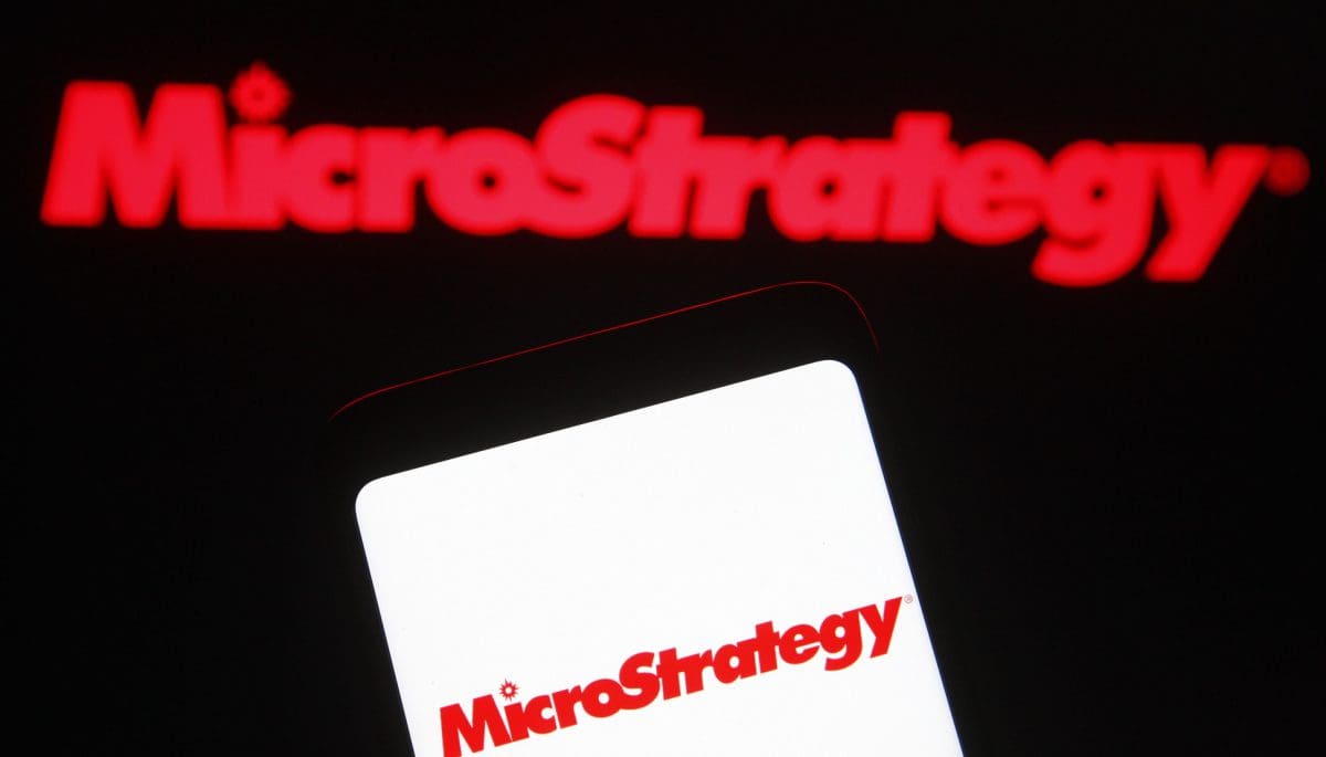 bitcoins-microstrategy-groen 140.000 bitcoins van MicroStrategy staan na stijging weer in het groen