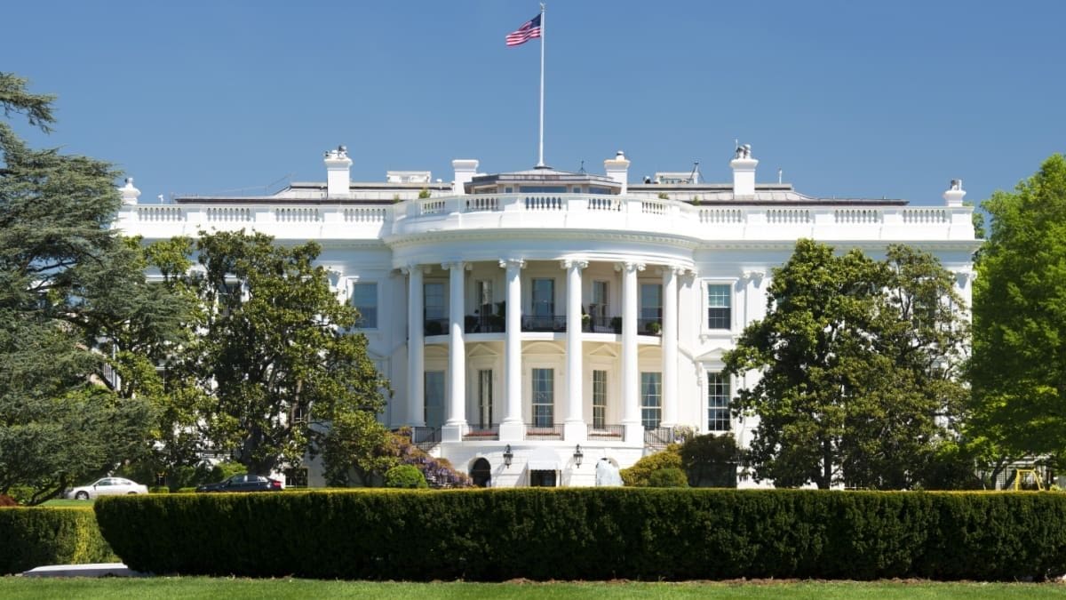 Foto van het witte huis in Washington D.C.