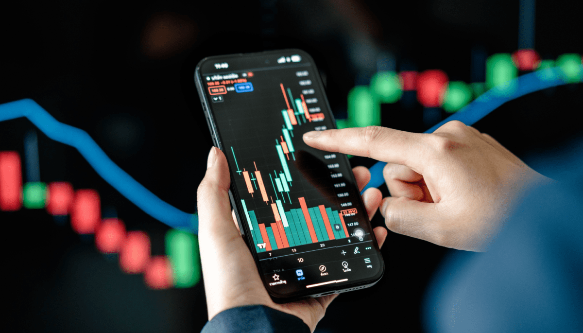 Bitcoin cierra su mejor mes desde 2025, pero acecha una corrección