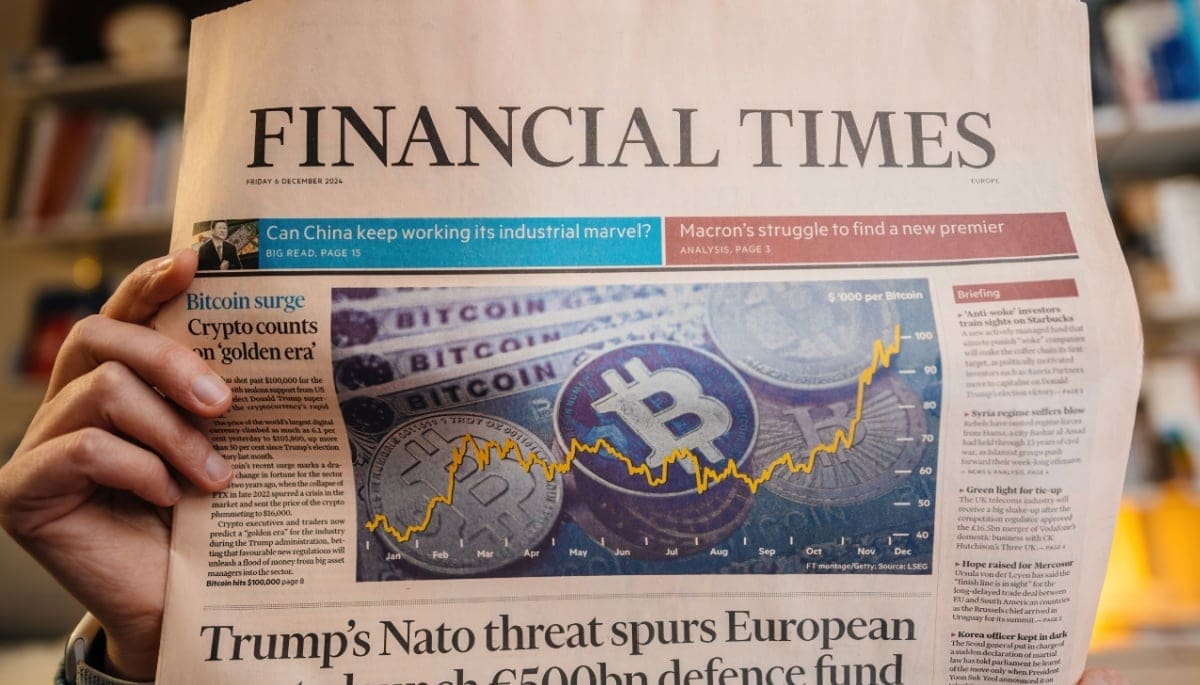 Afbeelding van een krant met een positieve bitcoin voorspelling