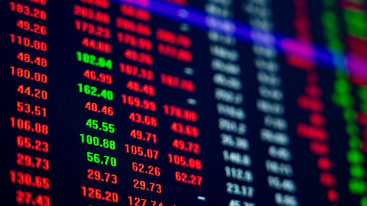 Beleggers trekken miljarden weg: Bitcoin onder zware druk Rode cijfers op beurs