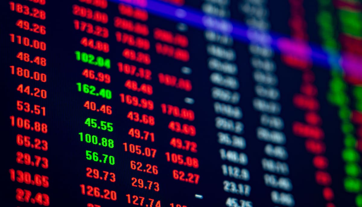 Los inversores retiran miles de millones: Bitcoin bajo una fuerte presión