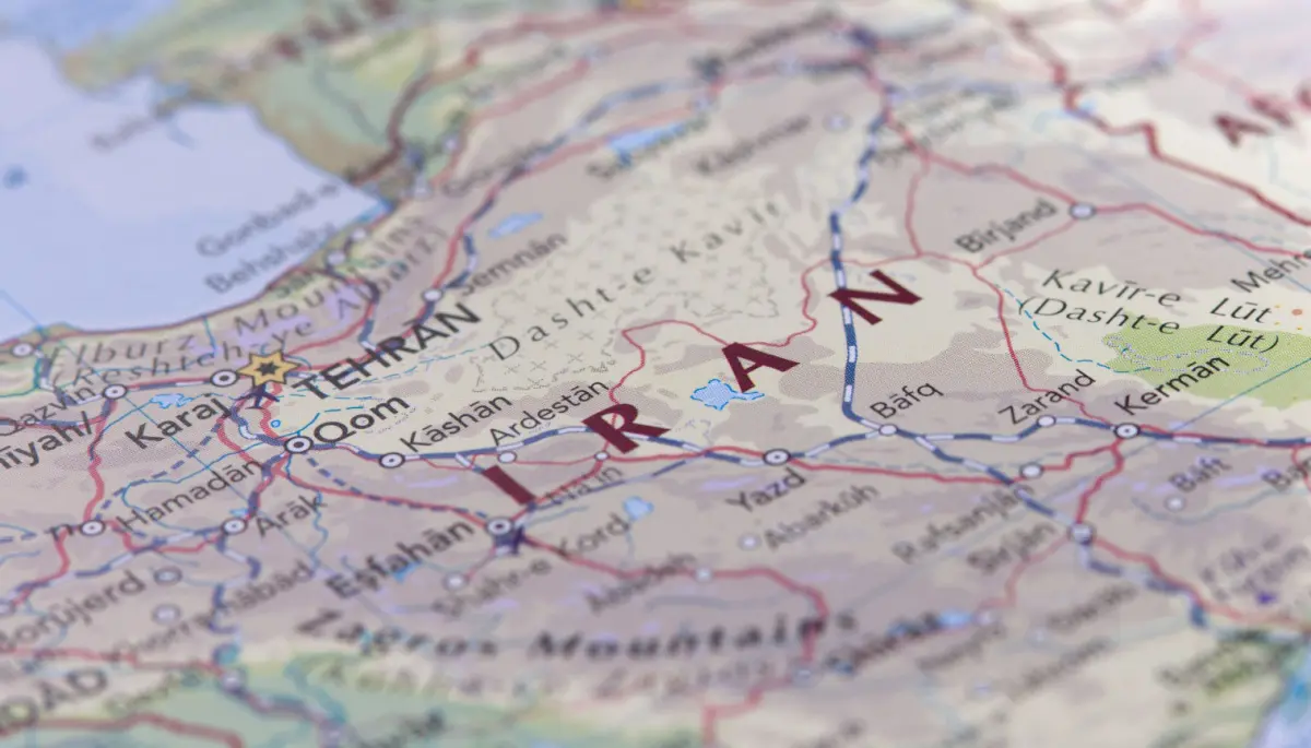 Iran VS en Iran tekenen deal om oorlog officieel te beëindigen
